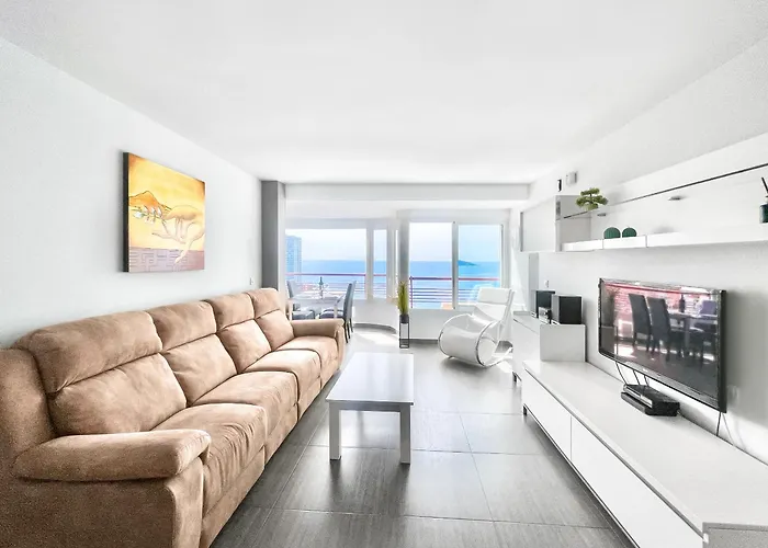Apartmán Sky 21-floor Frontline Levante Coblanca *
